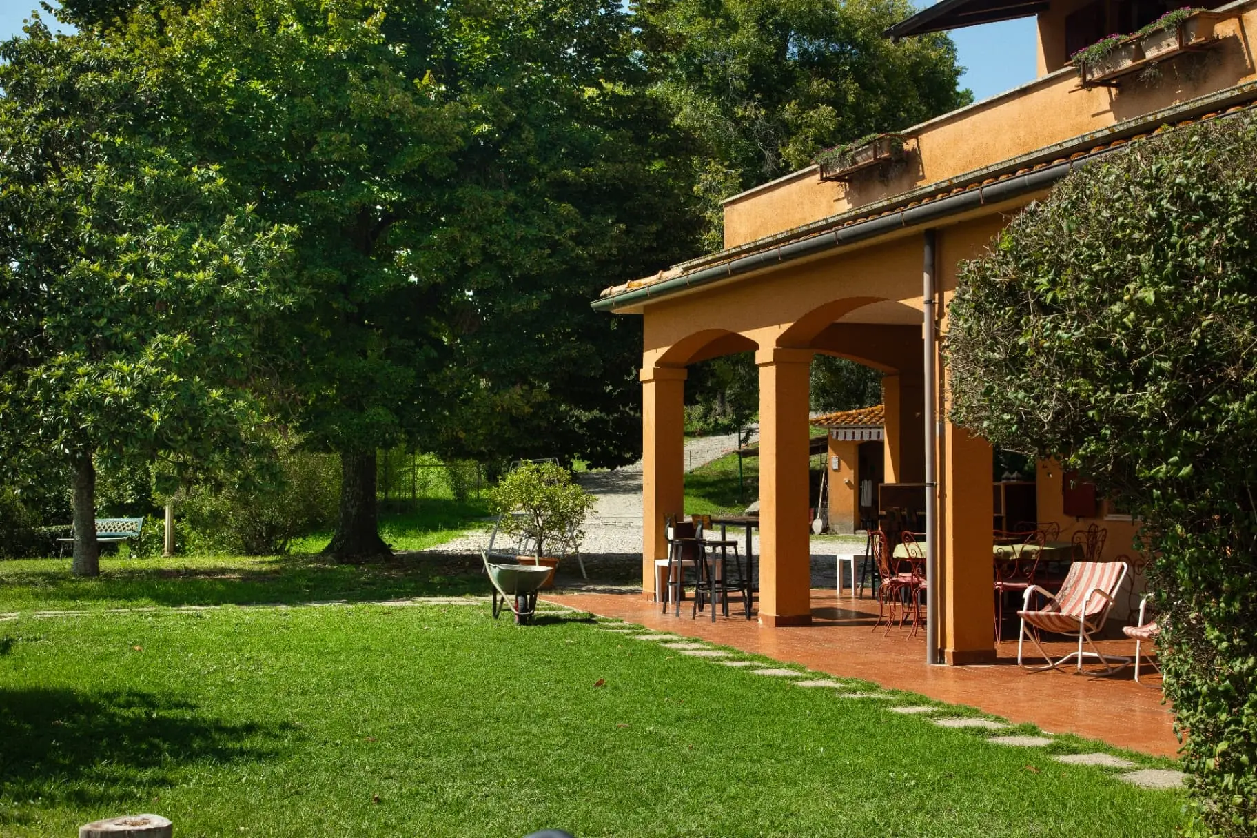 Villa exterior landscape